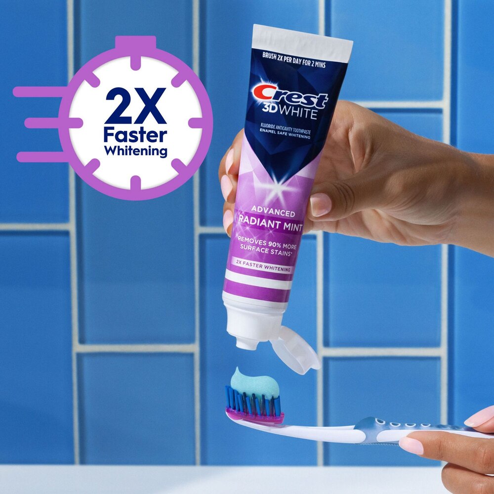 Crest 3D White Radiant Mint Travel Toothpaste, 0.85 Oz (24 G)